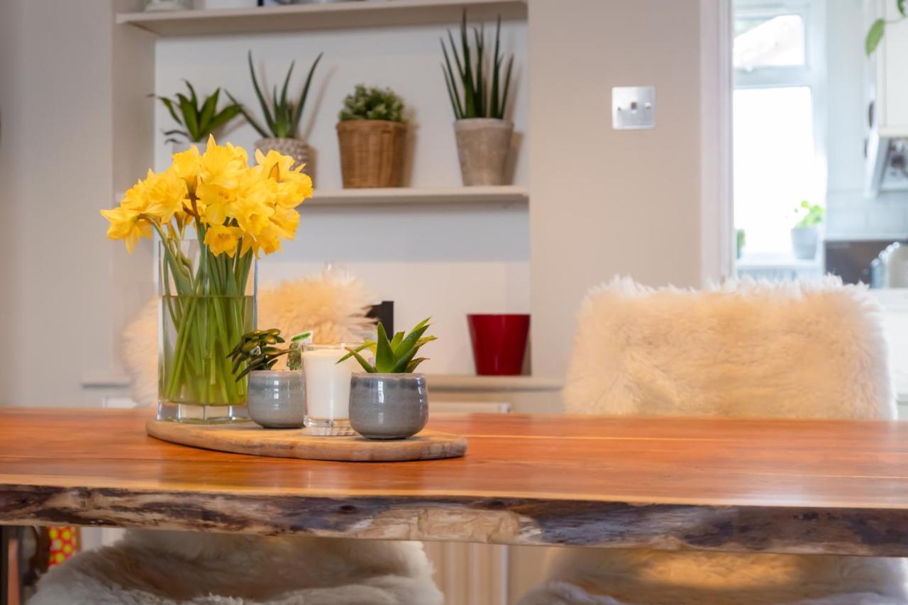 Hereford City - St Owens Terrace - Comfortable & Spacious Well Presented Three Storey House, Perfect For A Weekend Away & Exploring The City On Foot - Hosted By Rentmyhouse Buitenkant foto