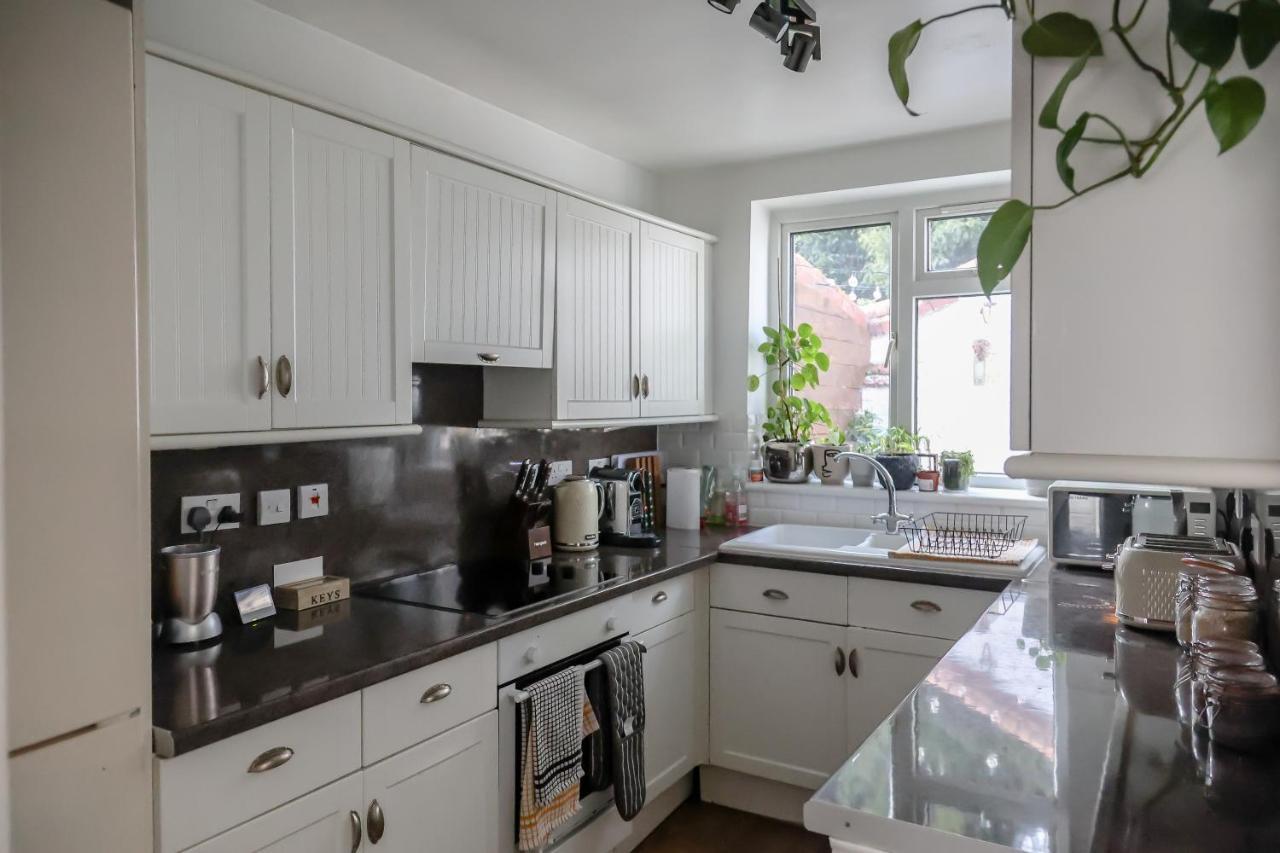 Hereford City - St Owens Terrace - Comfortable & Spacious Well Presented Three Storey House, Perfect For A Weekend Away & Exploring The City On Foot - Hosted By Rentmyhouse Buitenkant foto