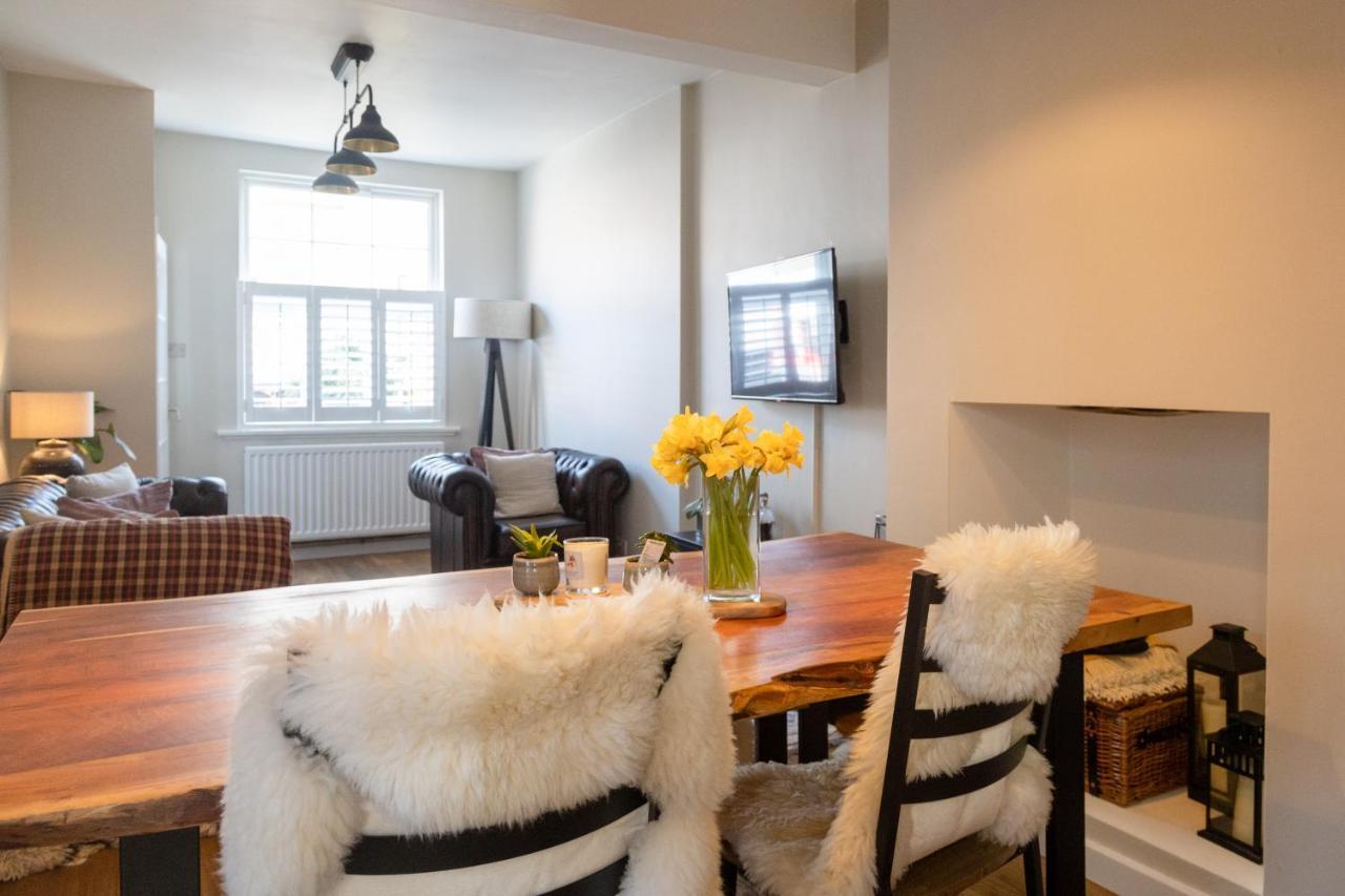 Hereford City - St Owens Terrace - Comfortable & Spacious Well Presented Three Storey House, Perfect For A Weekend Away & Exploring The City On Foot - Hosted By Rentmyhouse Buitenkant foto