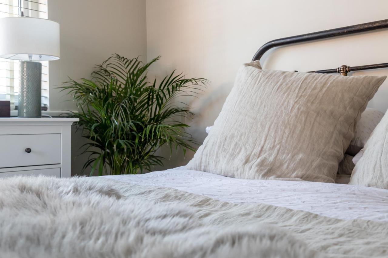 Hereford City - St Owens Terrace - Comfortable & Spacious Well Presented Three Storey House, Perfect For A Weekend Away & Exploring The City On Foot - Hosted By Rentmyhouse Buitenkant foto