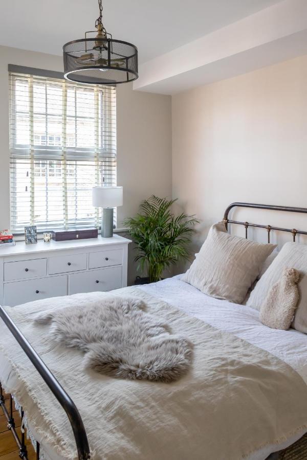 Hereford City - St Owens Terrace - Comfortable & Spacious Well Presented Three Storey House, Perfect For A Weekend Away & Exploring The City On Foot - Hosted By Rentmyhouse Buitenkant foto
